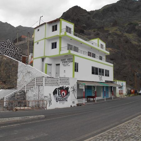 Guest House Frontera Pinto ภายนอก รูปภาพ
