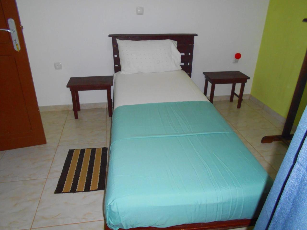 Guest House Frontera Pinto ภายนอก รูปภาพ