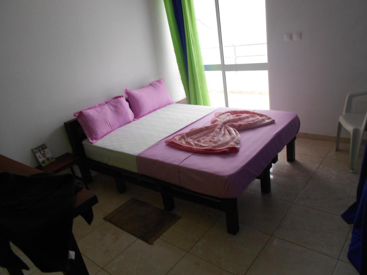 Guest House Frontera Pinto ภายนอก รูปภาพ