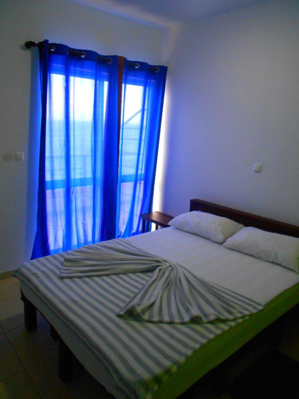 Guest House Frontera Pinto ภายนอก รูปภาพ
